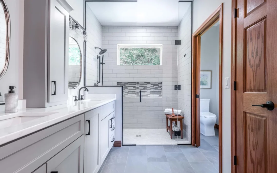 Bathroom Remodeling Trends: Must-Have Fixtures and Features for Modern Spaces